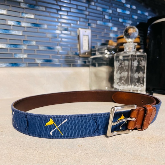 Jos. A. Bank Other - NWT Jos A Bank 46 blue golf theme woven cotton leather accent casual belt